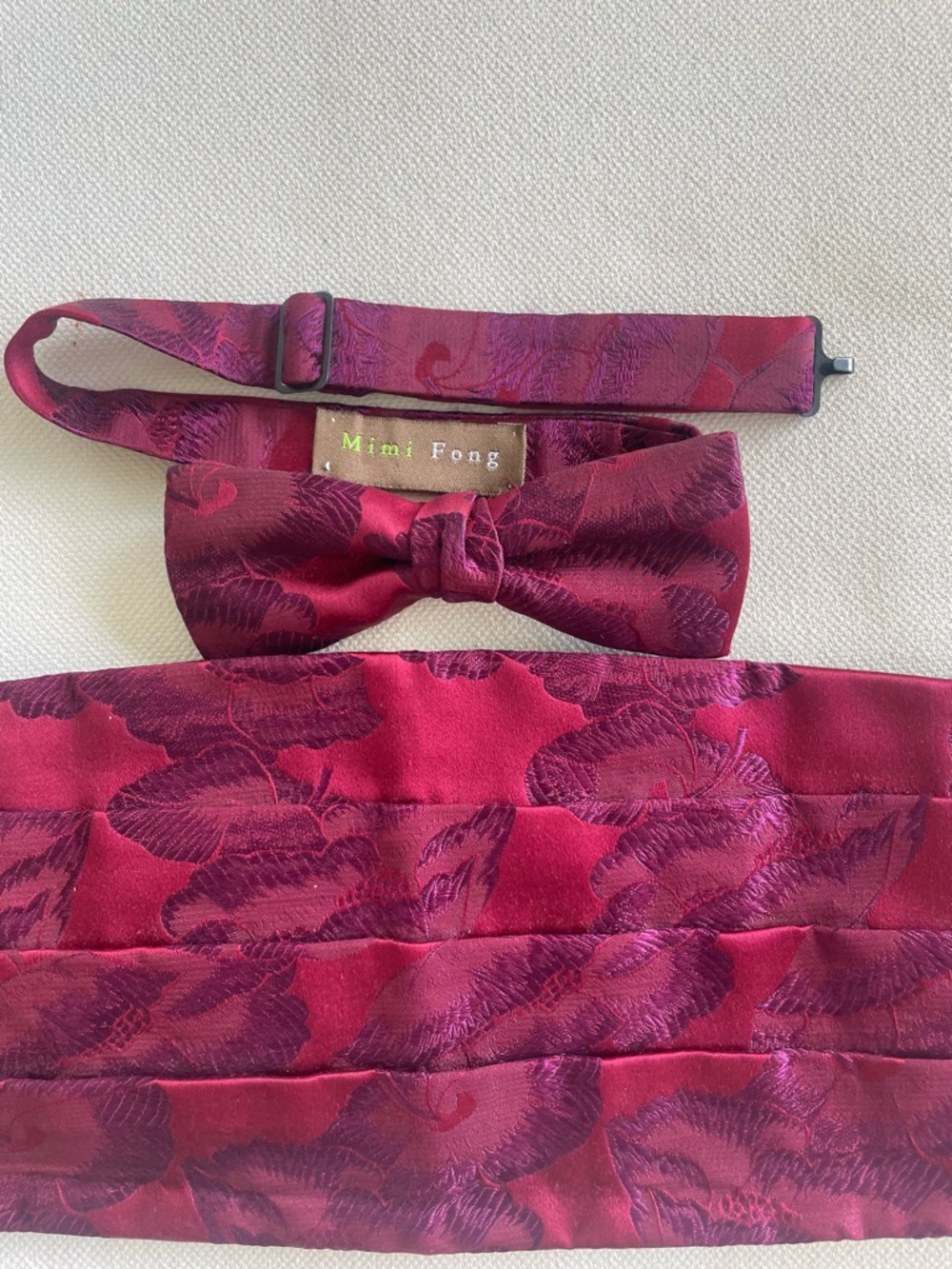 Mimi Fong Cummerbund and BowTie Set
Red/ Burgundy Jacquard Pattern Handmade USA